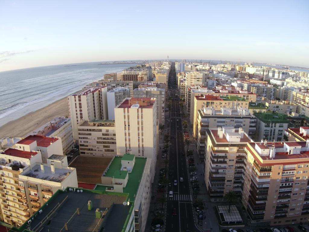 Brisas Playa 3 Banos Apartment Cadiz Bagian luar foto