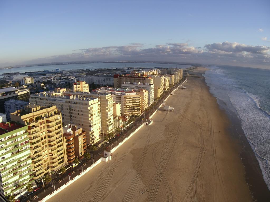 Brisas Playa 3 Banos Apartment Cadiz Bagian luar foto